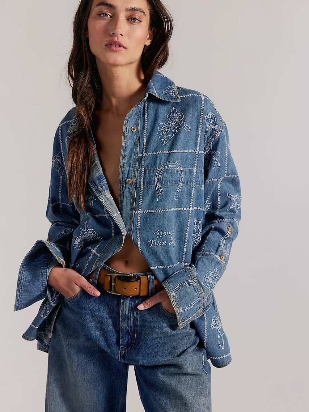 Free People We The Free Have A Nice Day Denim Top Medium Indigo Wash Medium NWT